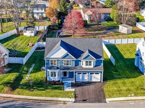 6 Callahan Drive, Woburn MA 01801