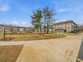 502 Oak 9, Brockton MA 02301