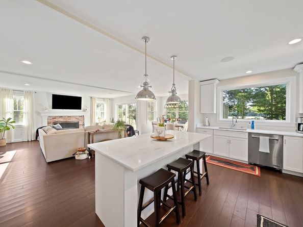 54 Chapel Street, Duxbury MA 02332