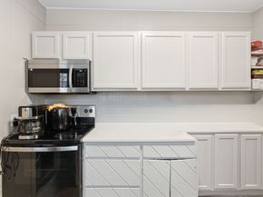 8 Laurel St, Whitman MA 02382