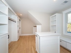 6 Briar Ln, Natick MA 01760