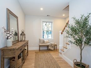 6 Briar Ln, Natick MA 01760