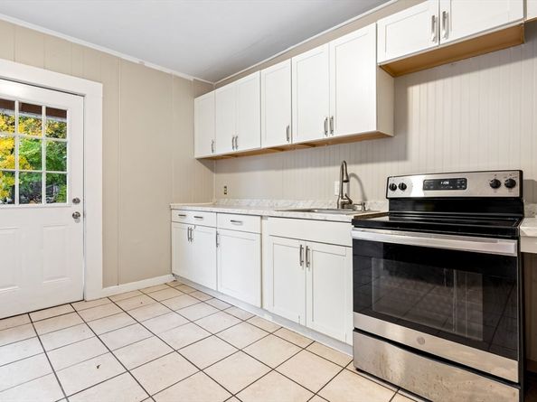 14-24 C St 20, Northbridge MA 01588