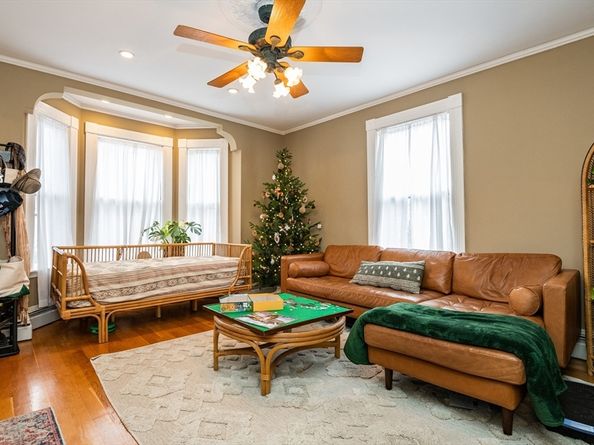 7 Forrester St, Salem MA 01970