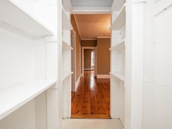 7 Forrester St, Salem MA 01970