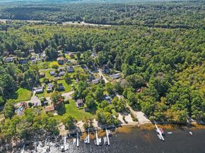 15 Morrison Way, Lakeville MA 02347