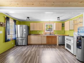 15 Morrison Way, Lakeville MA 02347