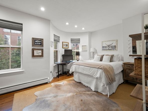 57 Warren Ave 3, Boston MA 02116