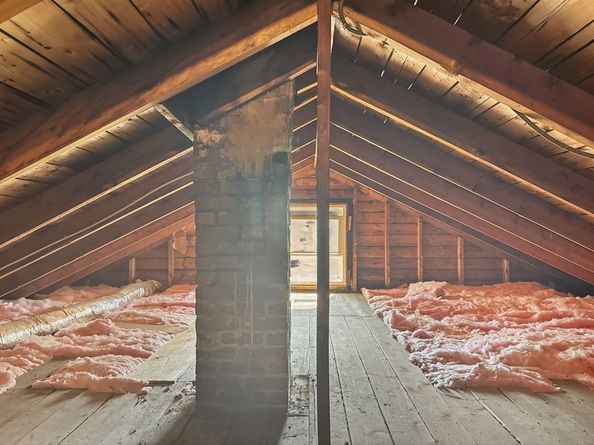 21 Gates Ave, Hudson MA 01749