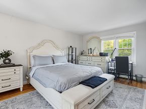 21 Gates Ave, Hudson MA 01749