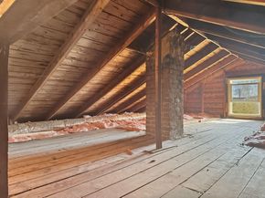 21 Gates Ave, Hudson MA 01749