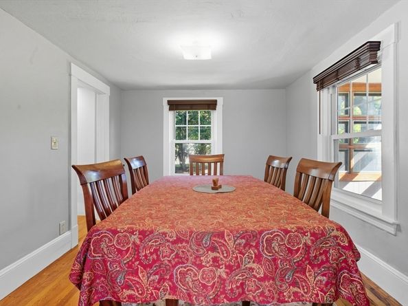 21 Gates Ave, Hudson MA 01749