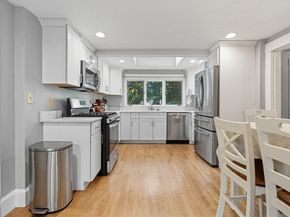 21 Gates Ave, Hudson MA 01749