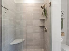 3202 Briarwood Vlg 3202, Clinton MA 01510