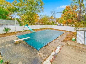 63 Dickerman Ln, Braintree MA 02184