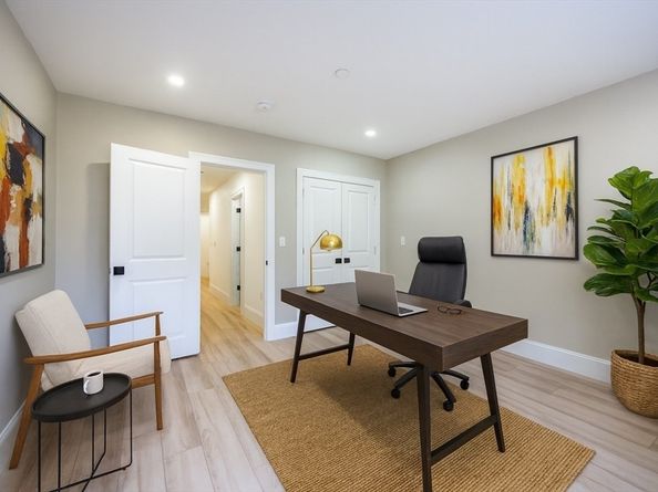 54 South St, Medford MA 02155