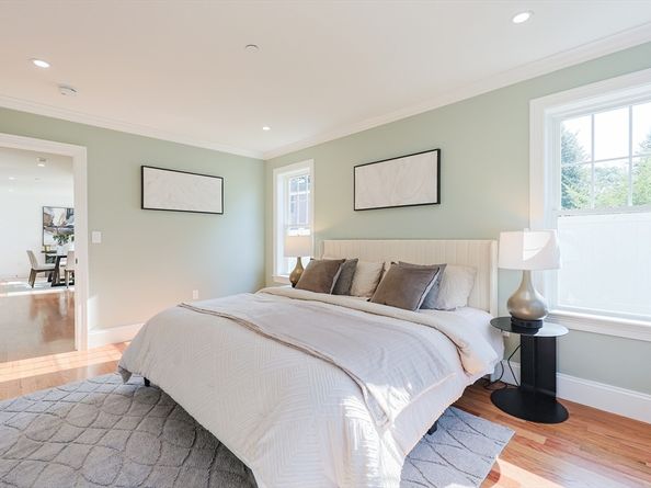 54 South St, Medford MA 02155