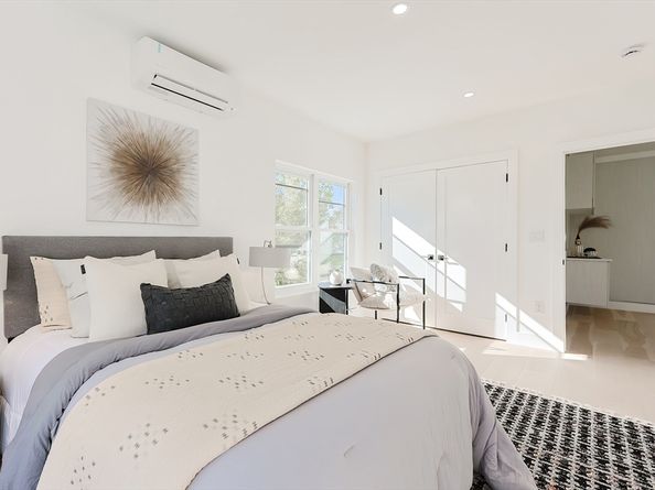 54 South St, Medford MA 02155