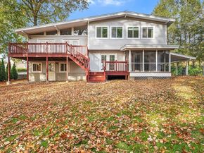 51 Crest Rd, Framingham MA 01701