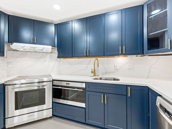 58 Merrimac St 25, Newburyport MA 01950