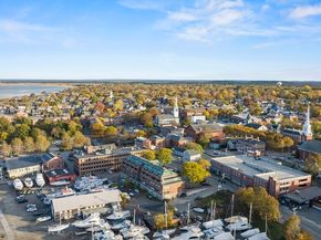 58 Merrimac St 25, Newburyport MA 01950