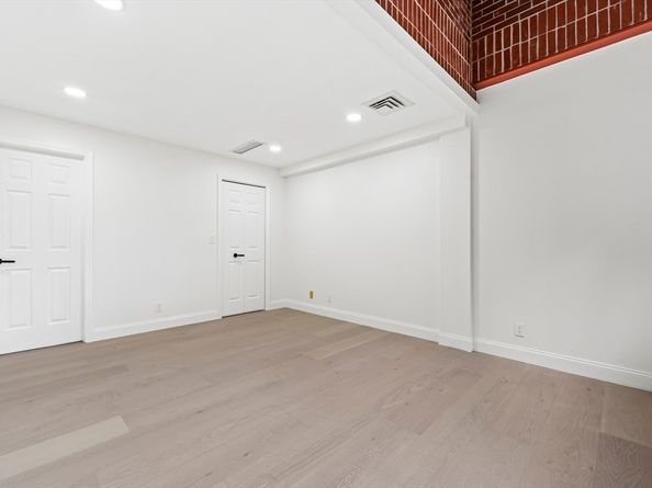 58 Merrimac St 25, Newburyport MA 01950