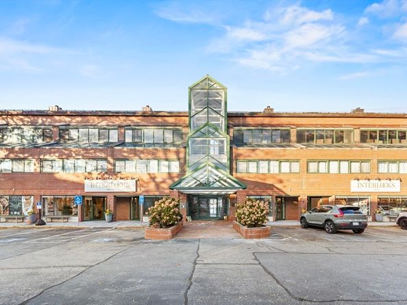 58 Merrimac St 25, Newburyport MA 01950