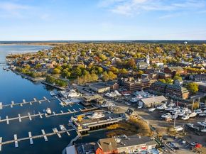 58 Merrimac St 25, Newburyport MA 01950