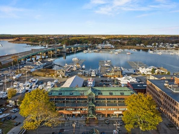 58 Merrimac St 25, Newburyport MA 01950