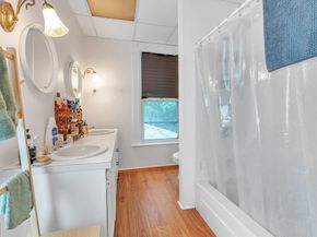 51 Grove Ave, Leominster MA 01453