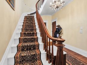 51 Grove Ave, Leominster MA 01453