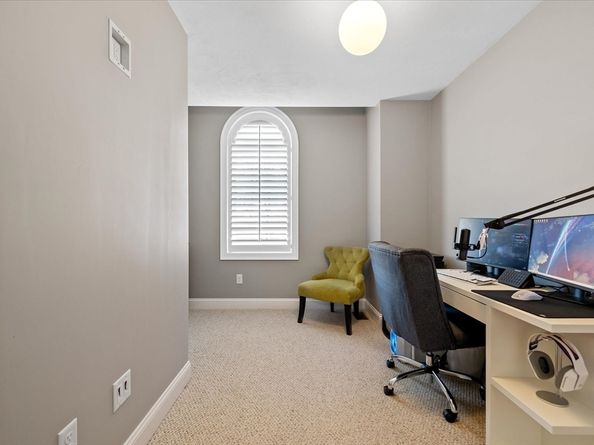 81 Central Tree Rd, Rutland MA 01543