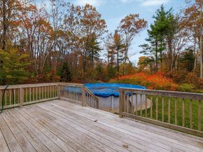 81 Central Tree Rd, Rutland MA 01543