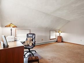 320 Pillings Pond Rd, Lynnfield MA 01940