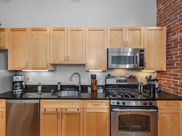 589 Essex St 102, Lynn MA 01901