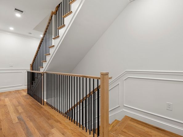 27 Coolidge Rd 1, Boston MA 02134