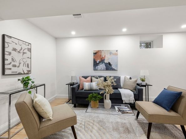 27 Coolidge Rd 1, Boston MA 02134