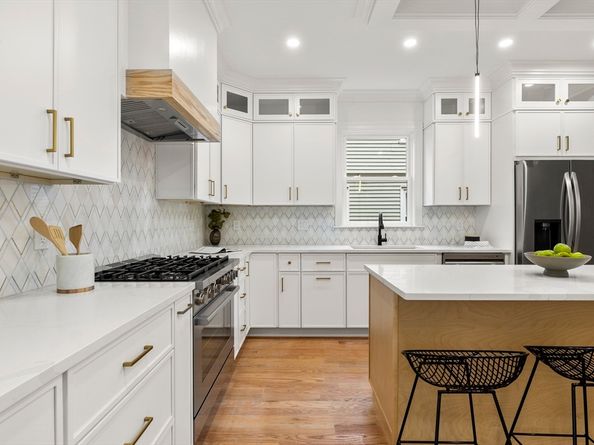 27 Coolidge Rd 1, Boston MA 02134