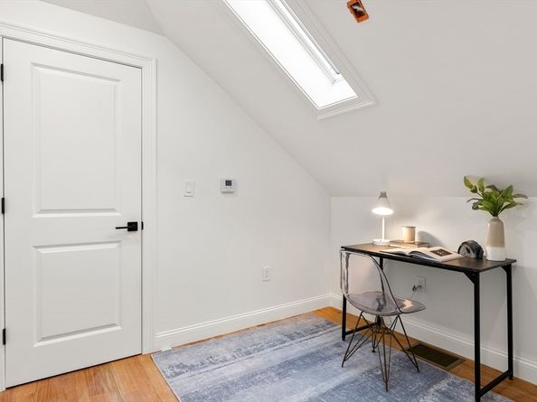 27 Coolidge Rd 1, Boston MA 02134