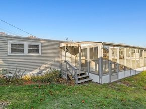 46 Kins Ct, Wareham MA 02558