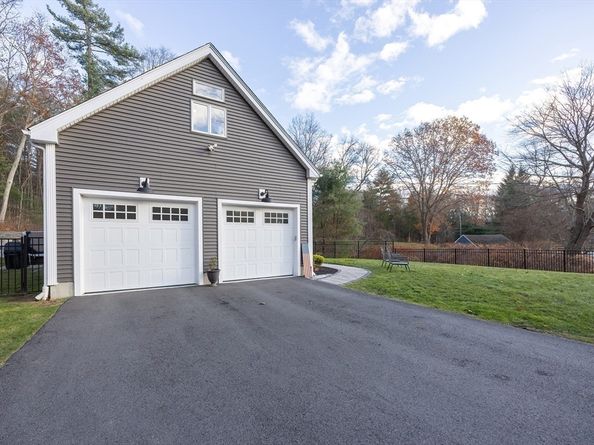 78-A Fisher St, Medway MA 02053