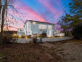 156 Sandwich Rd, Wareham MA 02571