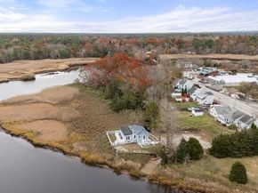 156 Sandwich Rd, Wareham MA 02571