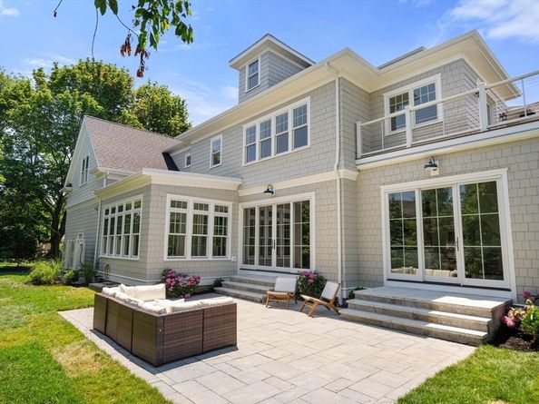 16 Foley Beach Road, Hingham MA 02043