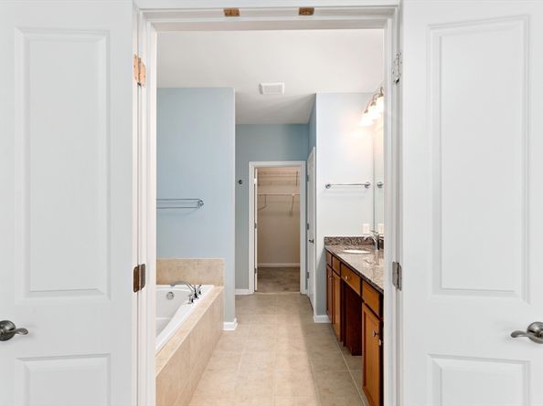 19 Red Leaf, Plymouth MA 02360