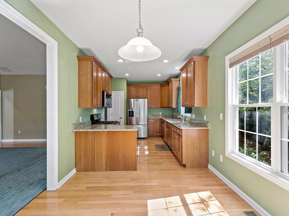 19 Red Leaf, Plymouth MA 02360