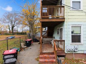 13 Standish St, Brockton MA 02302