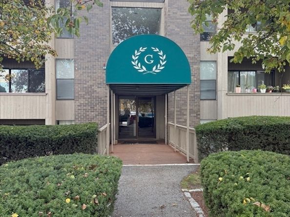 42 Shrewsbury Green Dr F, Shrewsbury MA 01545