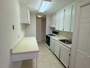 42 Shrewsbury Green Dr F, Shrewsbury MA 01545