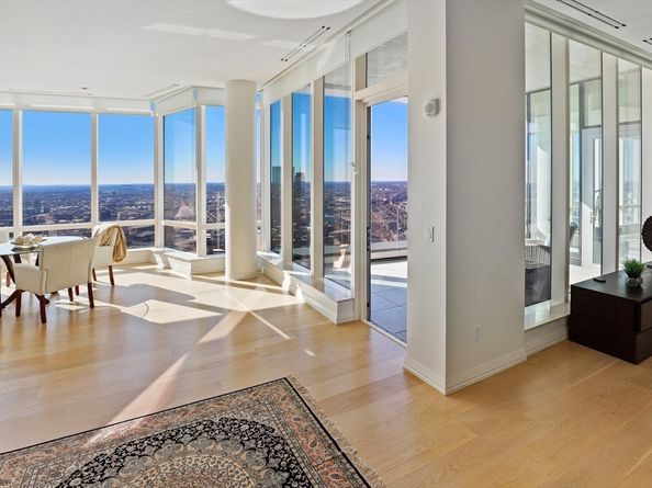 1 Franklin St PH3A, Boston MA 02110